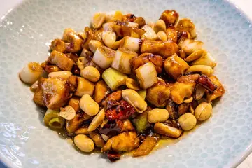 Peanut chicken stir fry