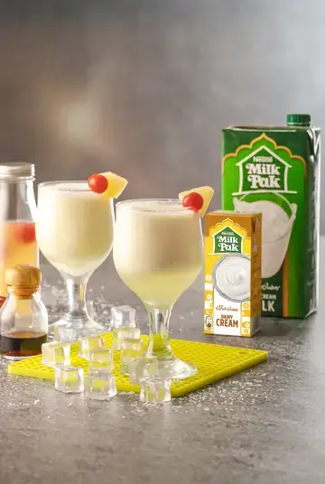 pineapple and coconut smoothie