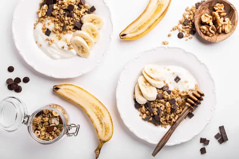 Crunchy Chocolaty Breakfast Yogurt