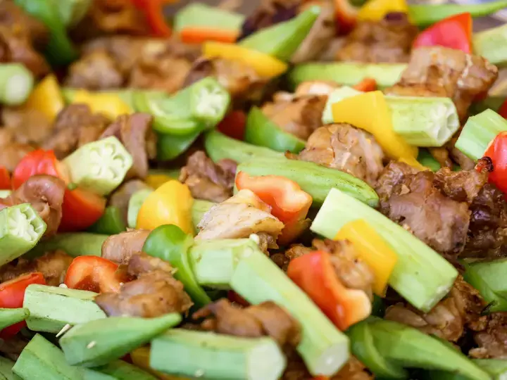 Bhindi Gosht