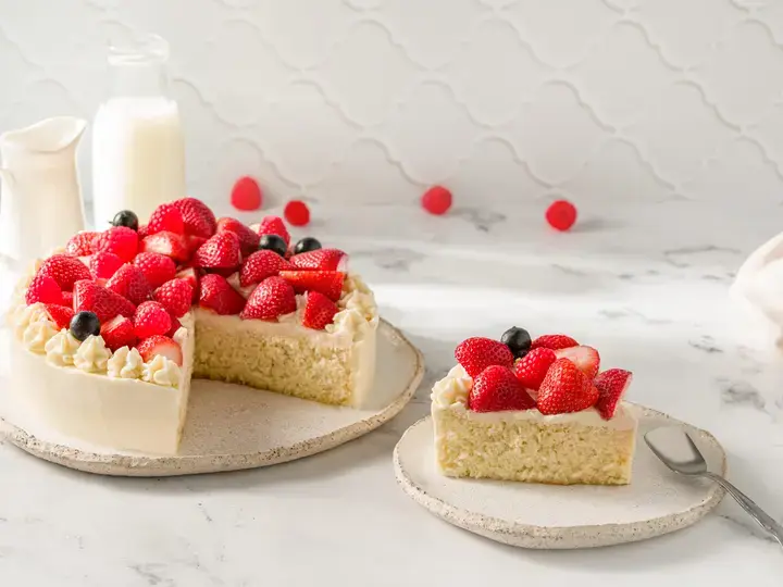 White Forest Cake